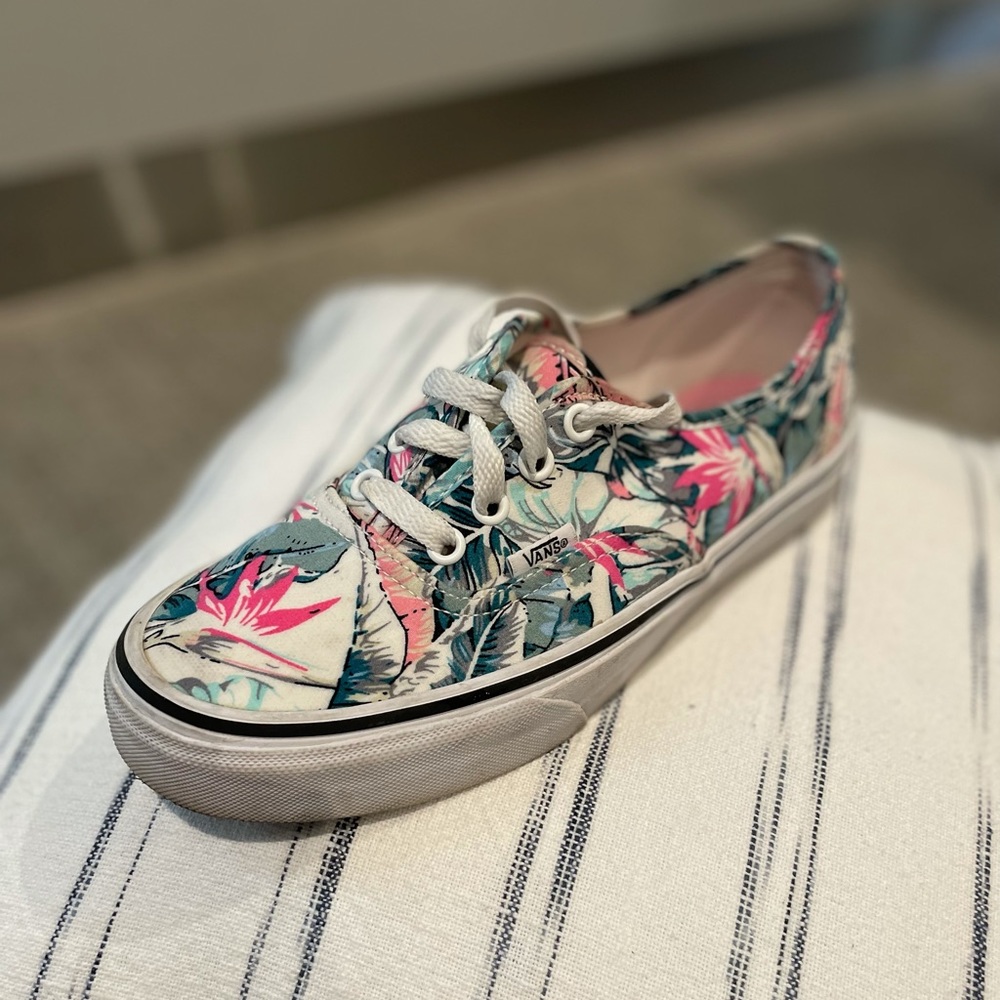 Floral Van authentic‘s